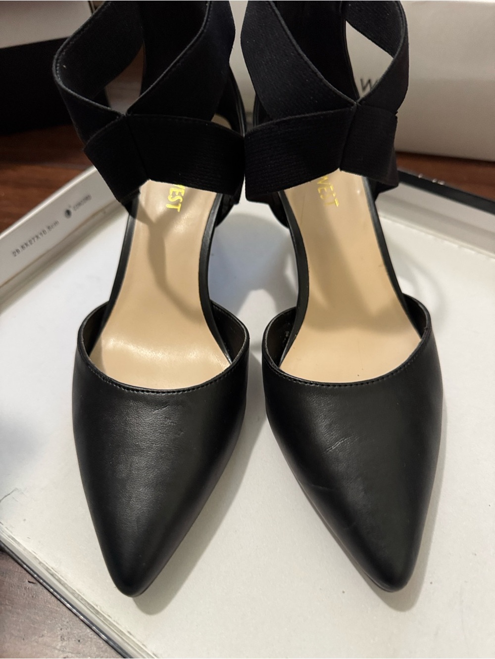 Nine West Black Pointed-Toe Ankle Strap Pumps